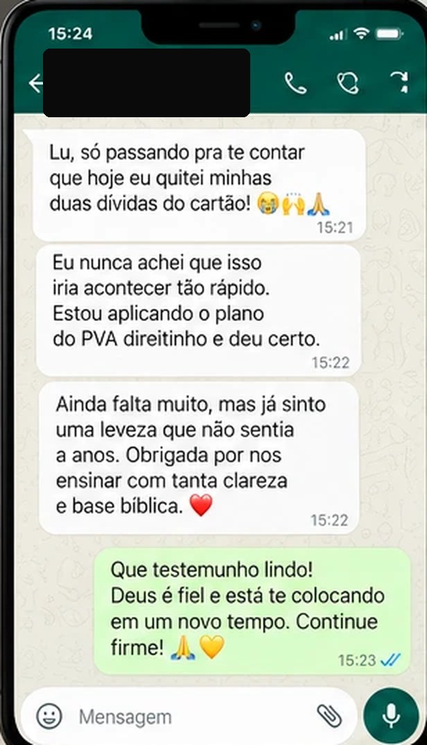 Print de conversa: uma aluna conta que quitou as duas dívidas do cartão aplicando o plano do PVA e agradece pelo ensino com clareza e base bíblica.